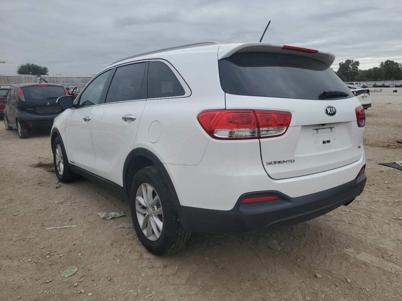 2017 Kia Sorento Lx - Фото 2