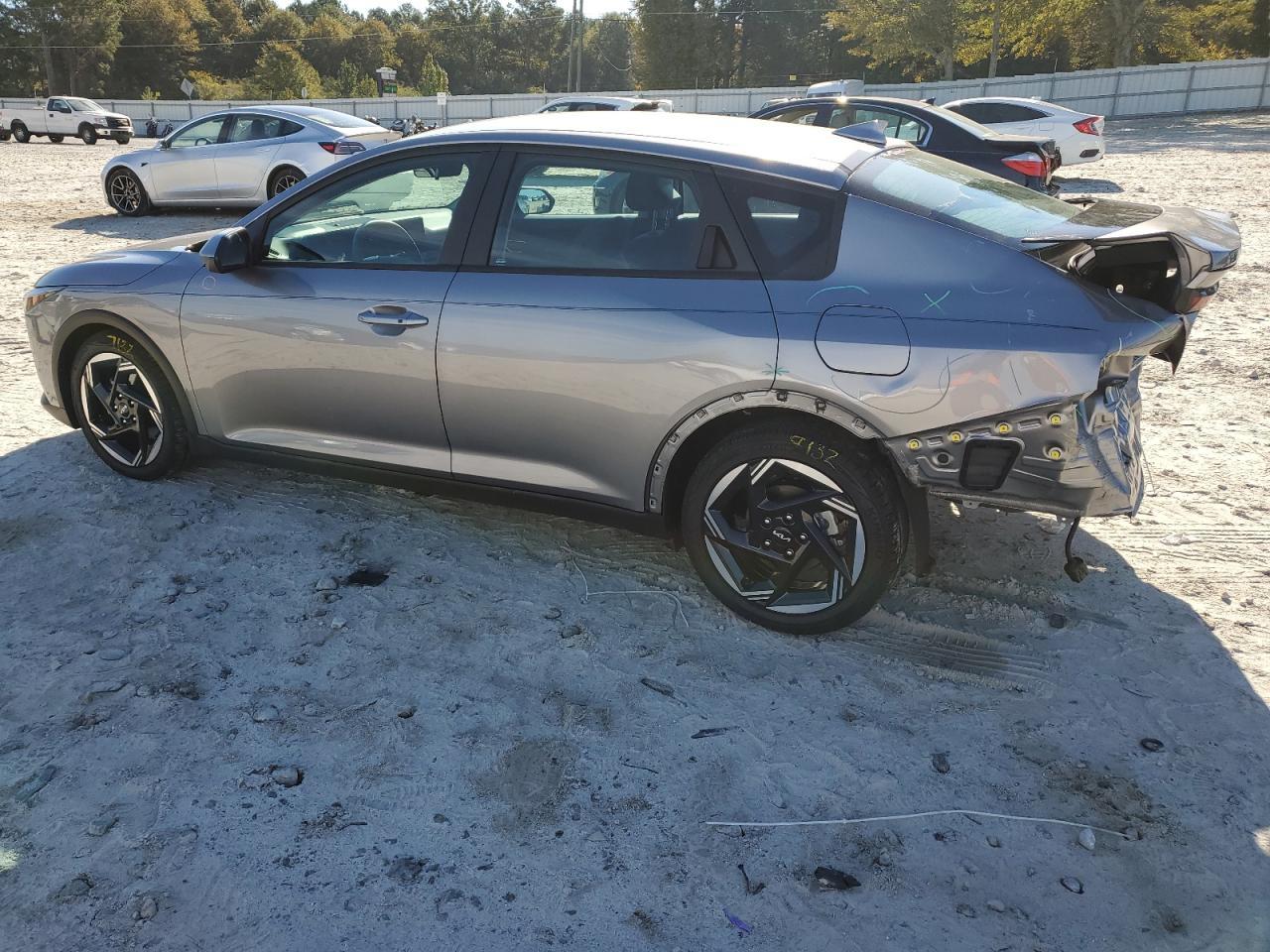2025 Kia K4 Ex - Image 2