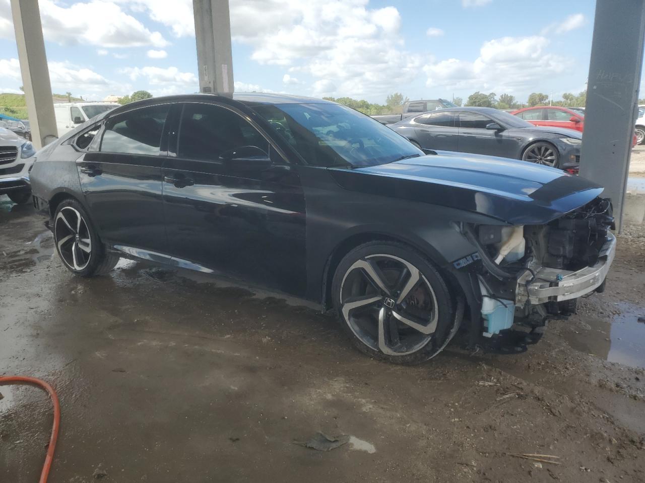 2020 Honda Accord Sport - Image 4