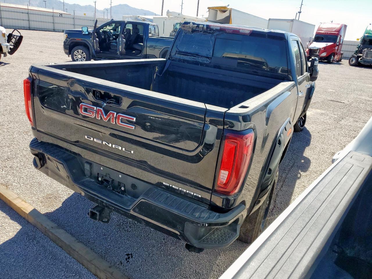 2021 GMC Sierra K2500 Denali - Image 3