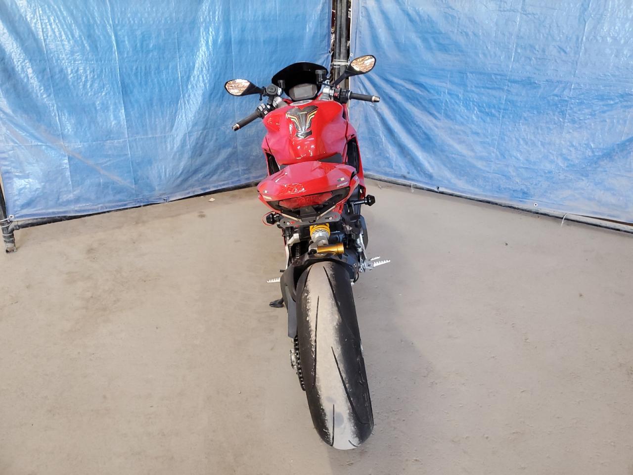 2021 Ducati Supersport - Фото 4