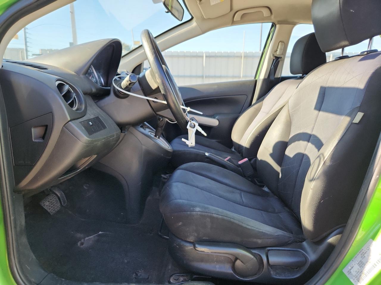 2011 Mazda Mazda2 - Image 7
