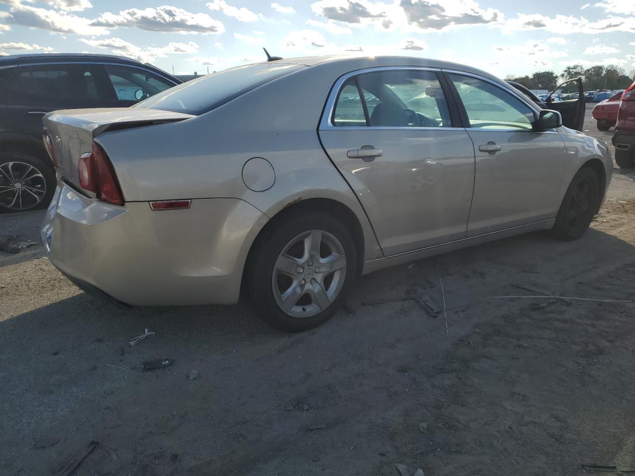 2010 Chevrolet Malibu 1Lt - Фото 3