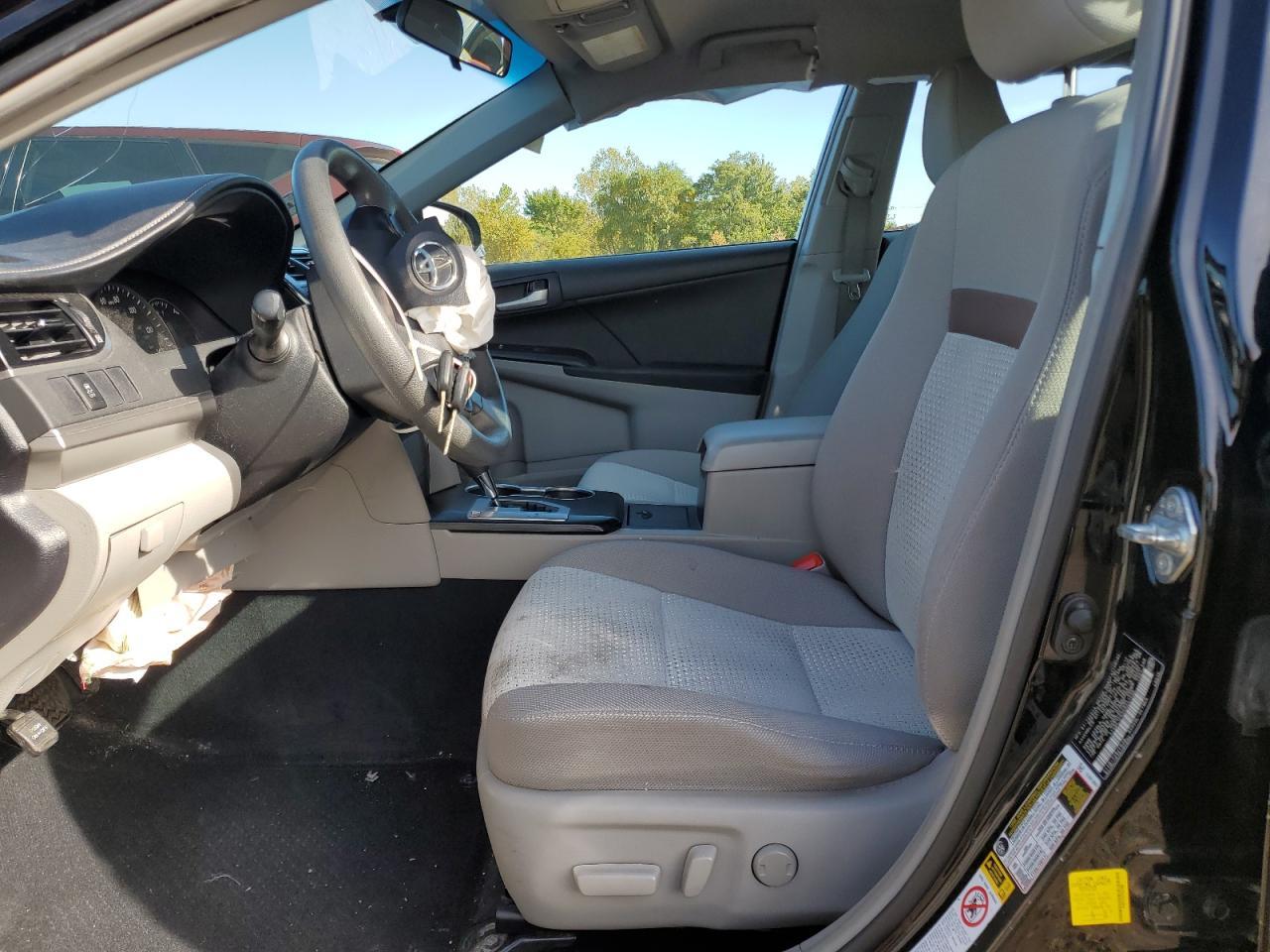 2012 Toyota Camry Le - Фото 7