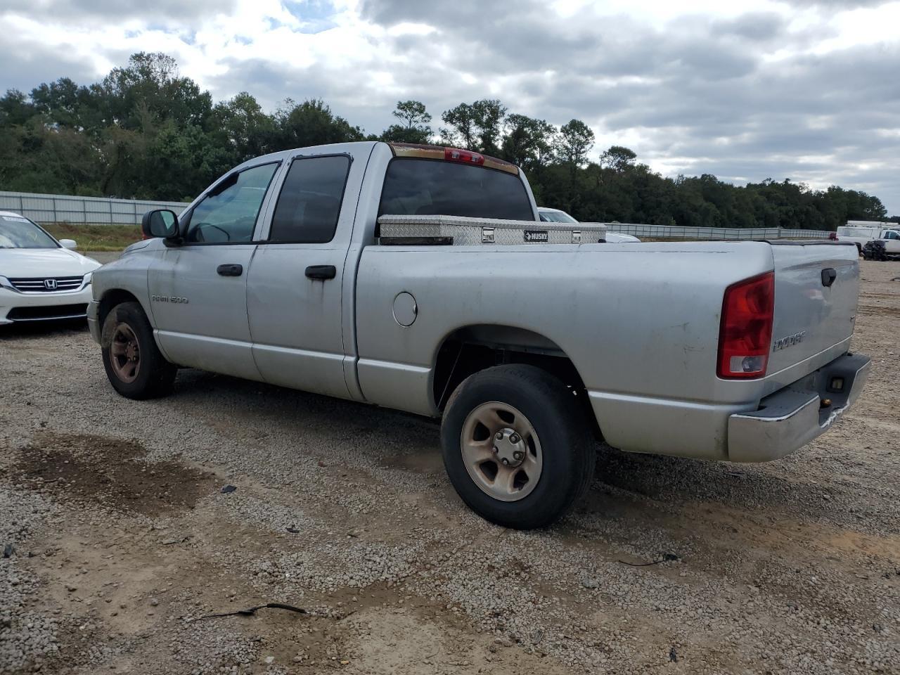 2003 Dodge Ram 1500 St - Фото 2