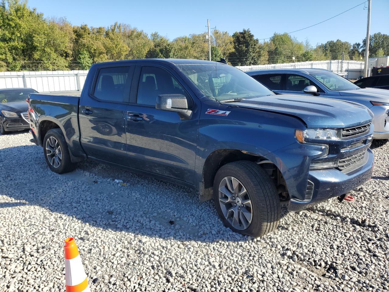2019 Chevrolet Silverado K1500 Rst - Image 4