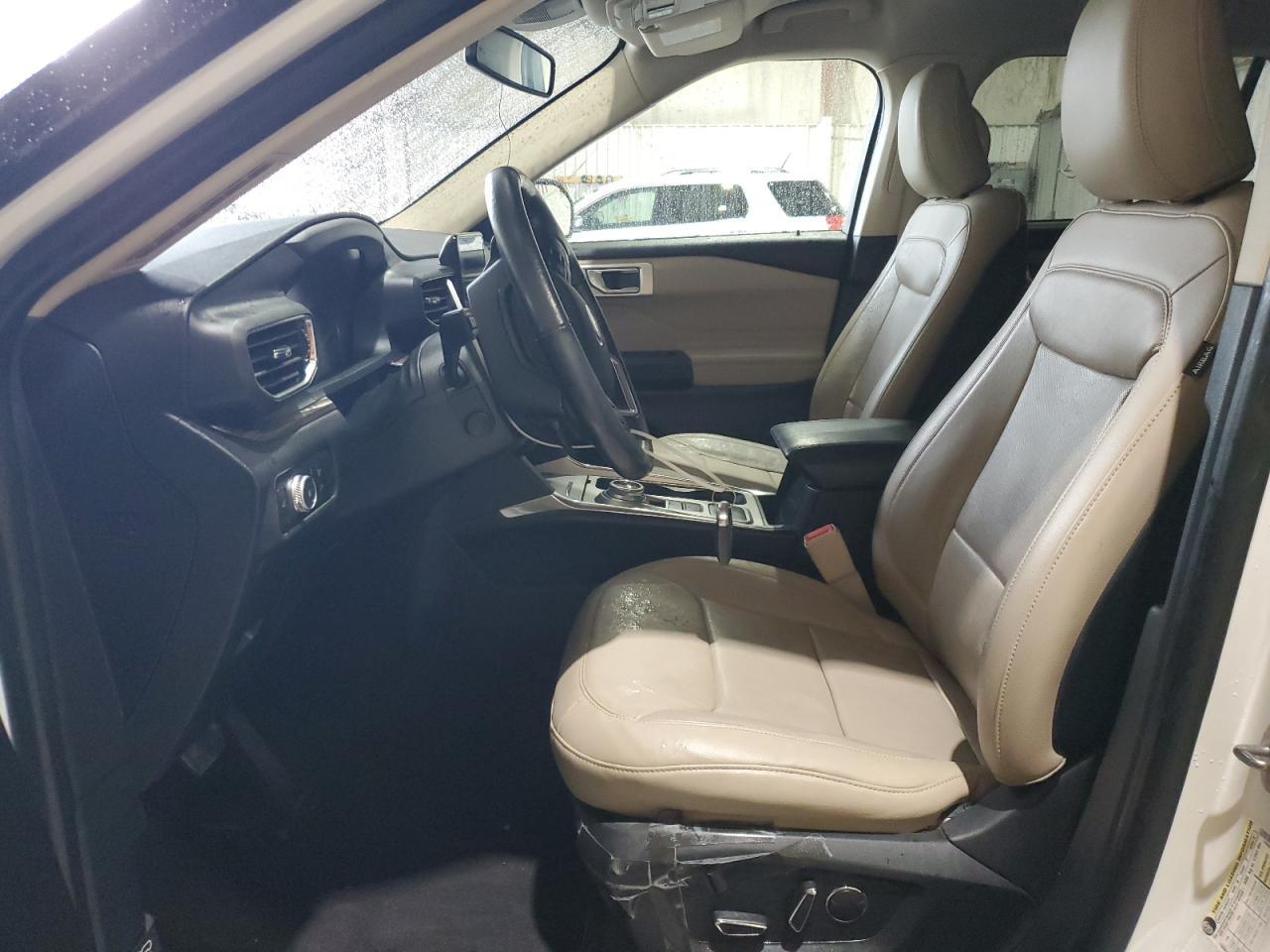 2020 Ford Explorer Limited - Image 7