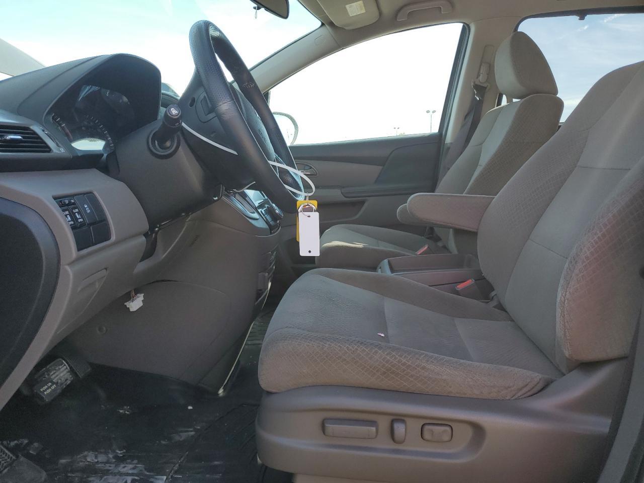 2016 Honda Odyssey Se - Фото 7