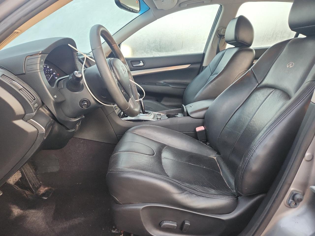 2011 Infiniti G37 - Image 7
