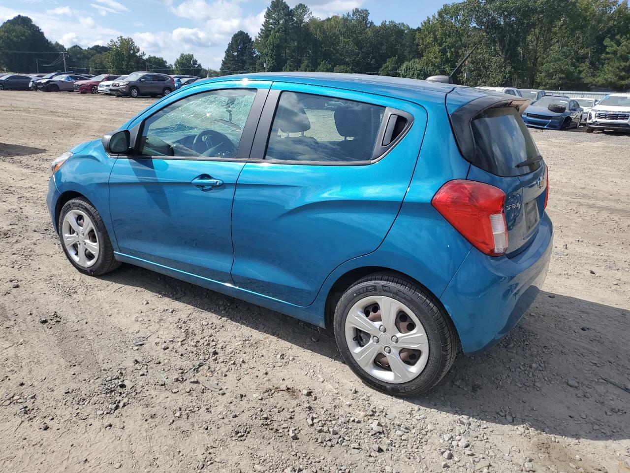 2020 Chevrolet Spark Ls - Фото 2