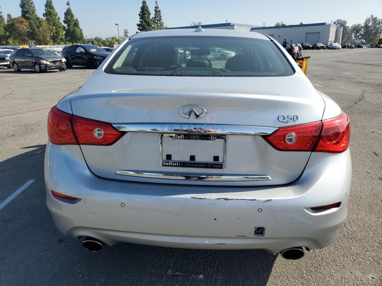 2016 Infiniti Q50 Premium - Image 6