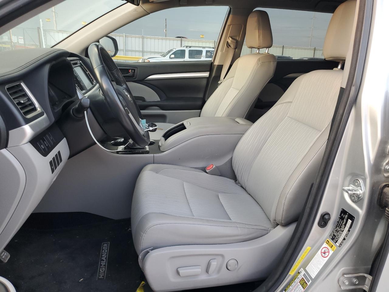 2018 Toyota Highlander Le - Фото 7