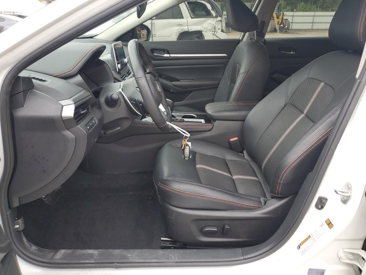 2024 Nissan Altima Sr - Image 7