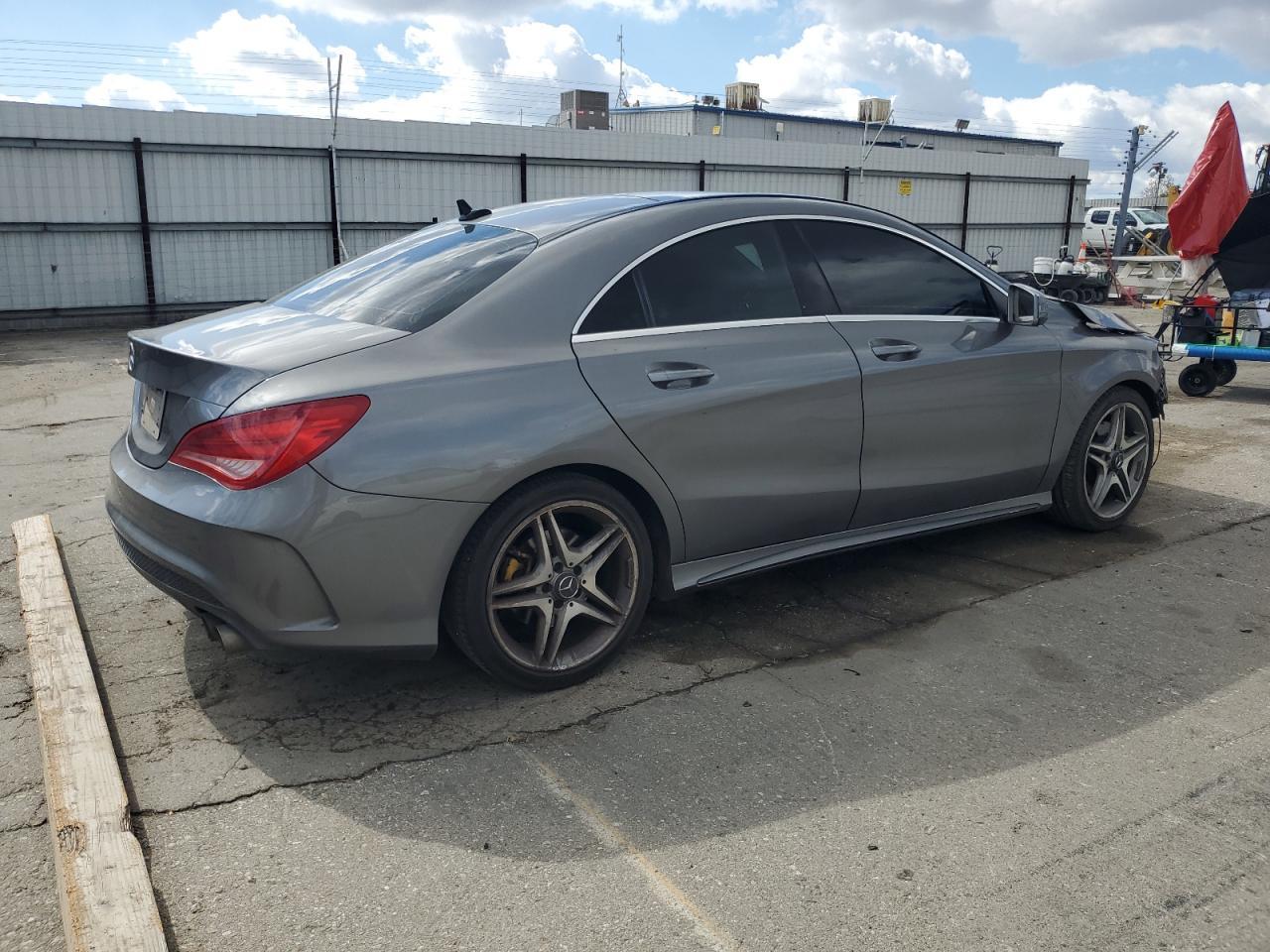 2014 Mercedes-Benz Cla 250 - Фото 3