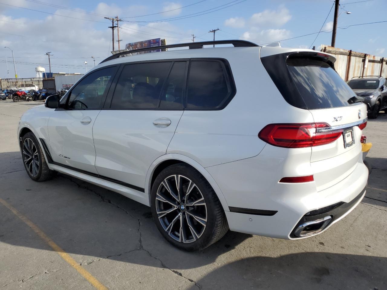 2019 BMW X7 xDrive50I - Image 2