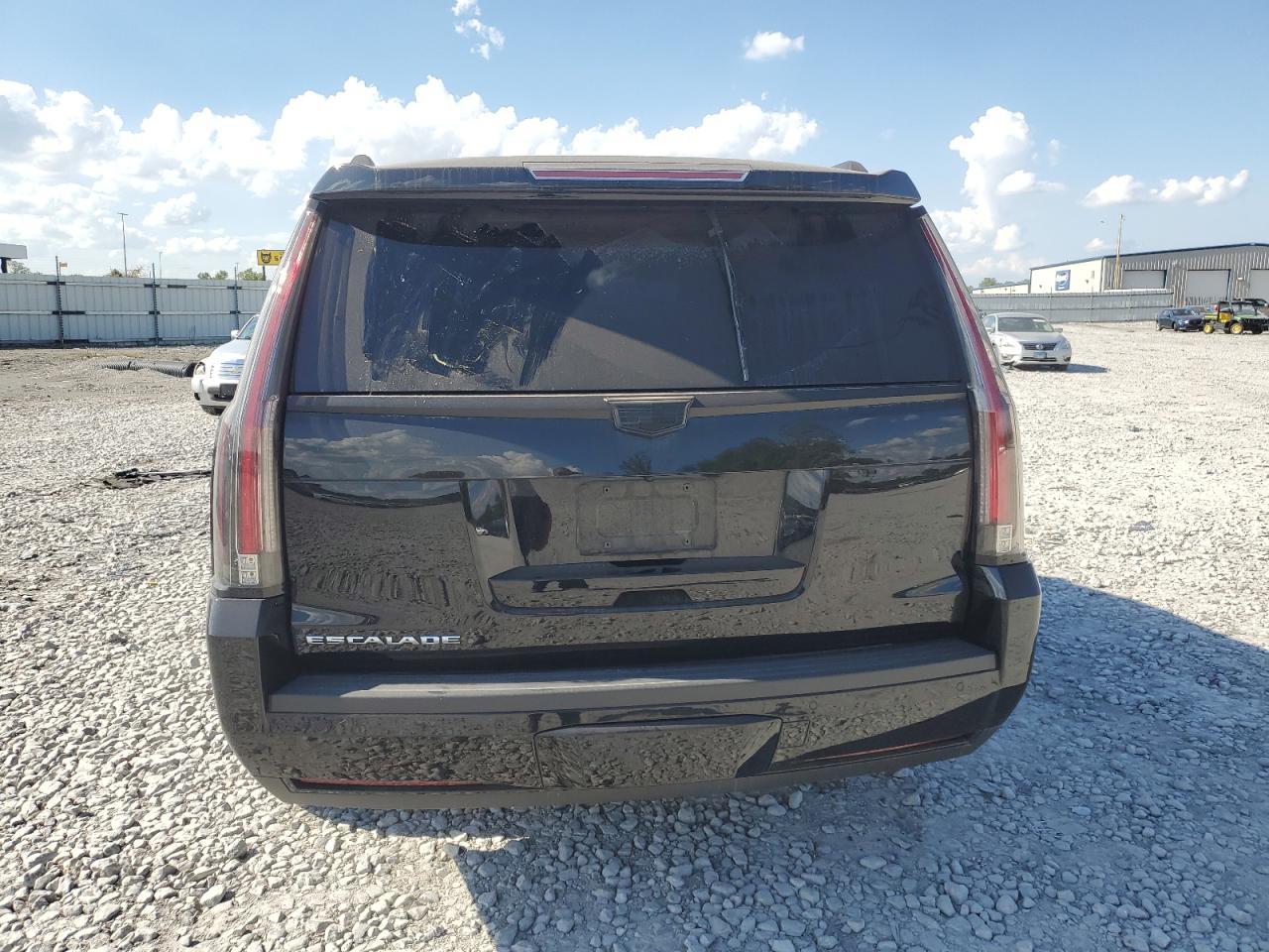 2016 Cadillac Escalade Premium - Image 6