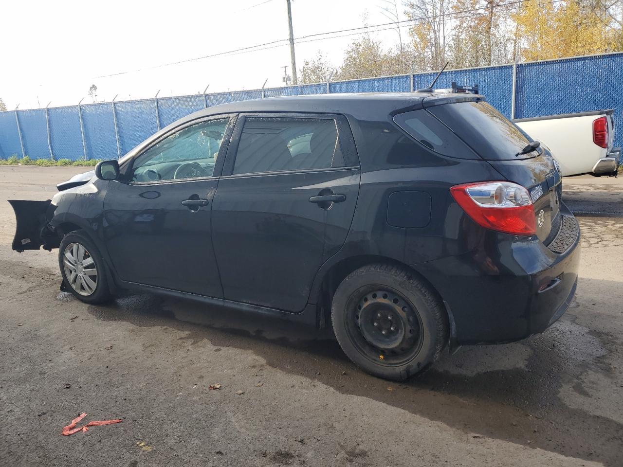 2011 Toyota Corolla Matrix - Фото 2