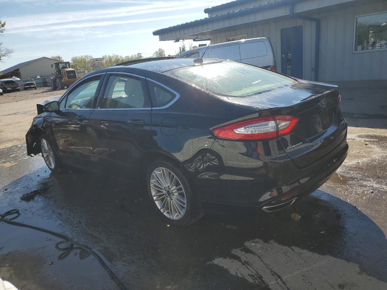 2016 Ford Fusion Se - Фото 2