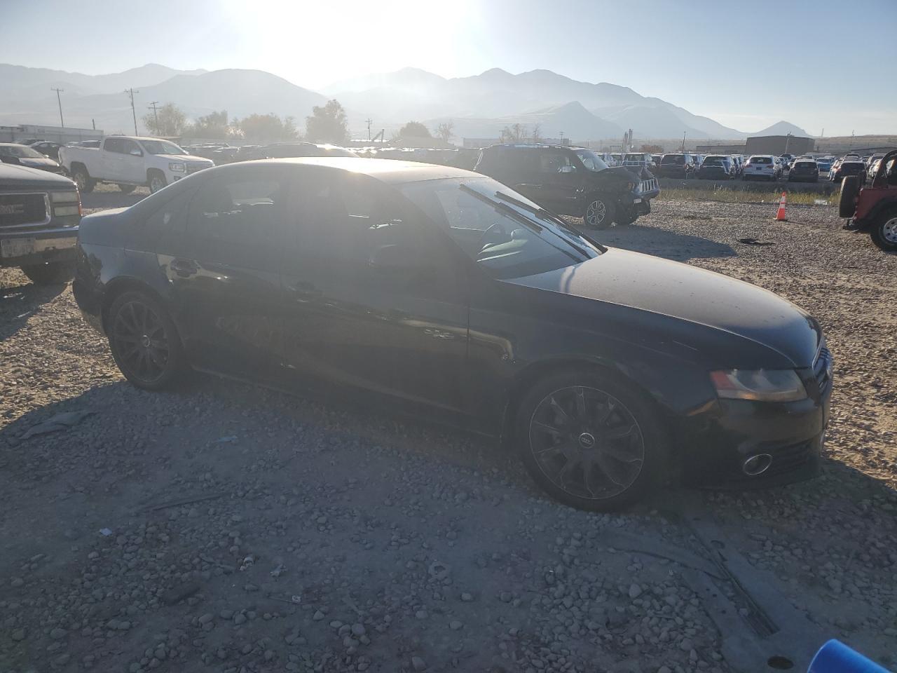 2011 Audi A4 Premium - Фото 4