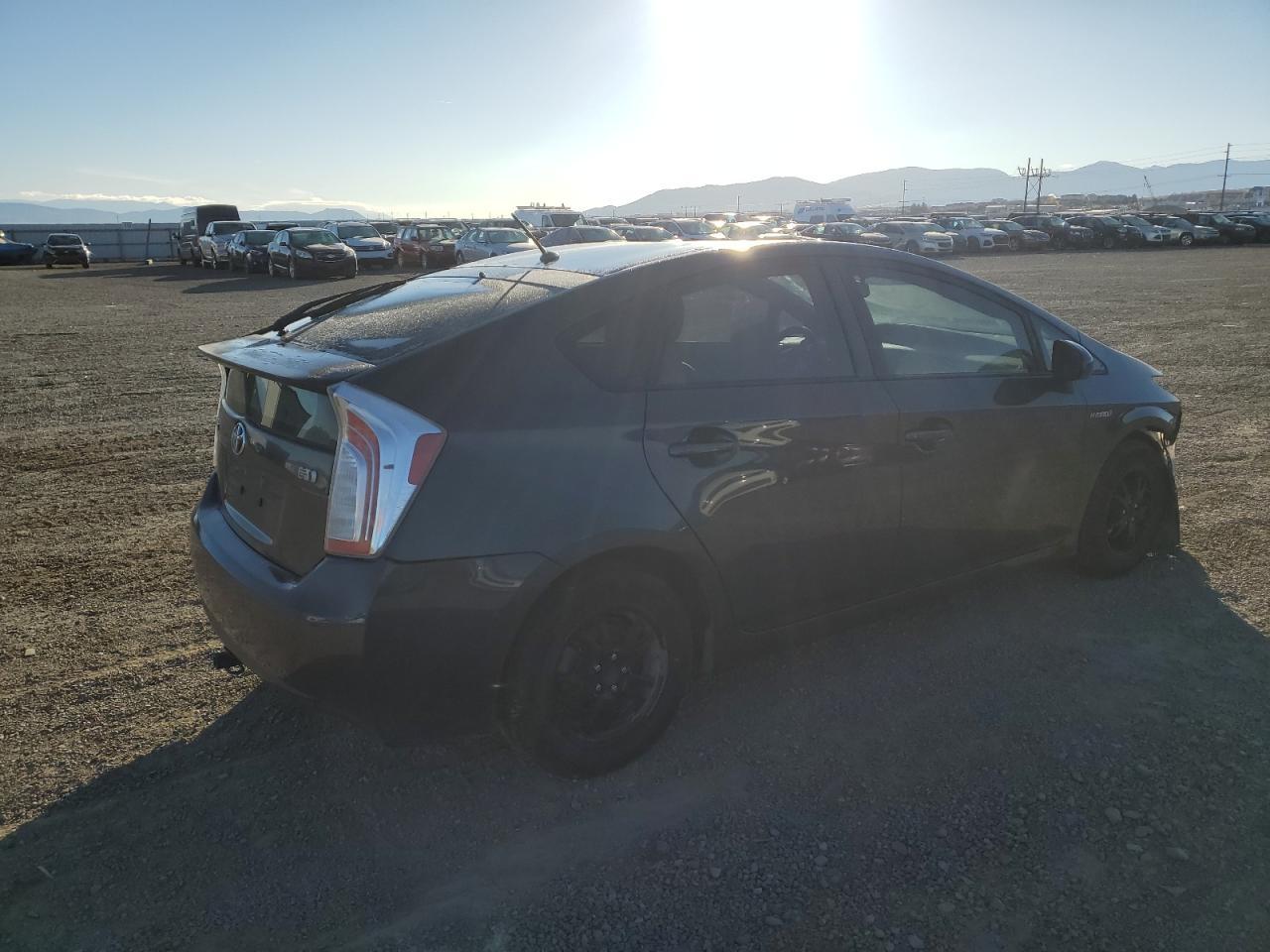 2013 Toyota Prius - Image 3