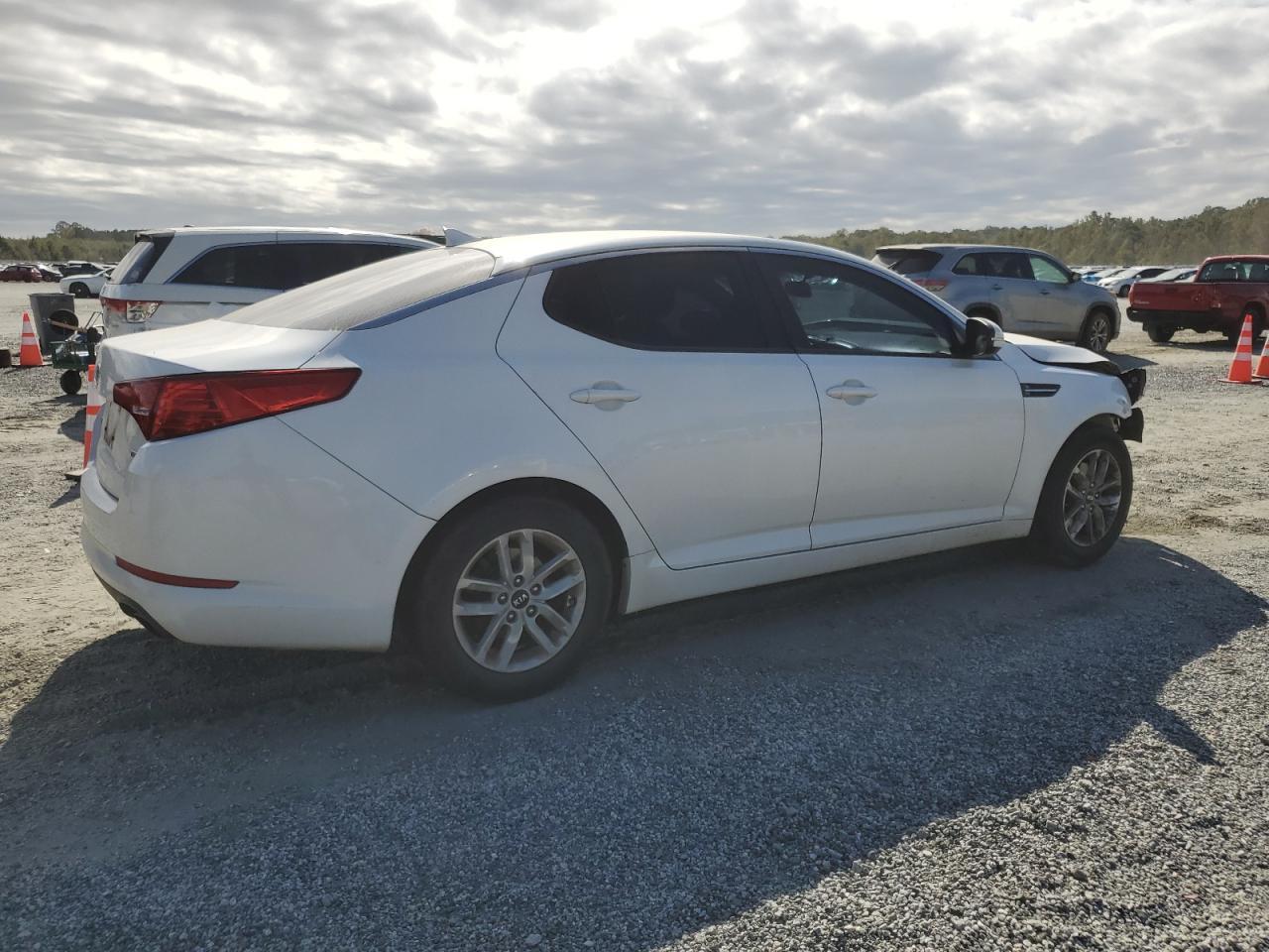 2011 Kia Optima Lx - Image 3