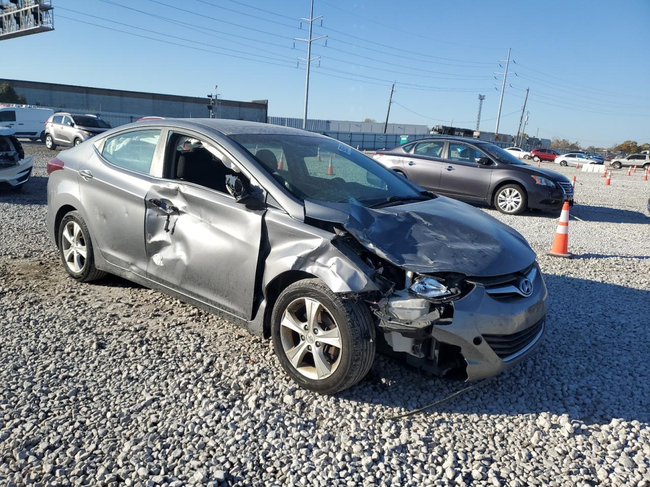 2016 Hyundai Elantra Se - Фото 4