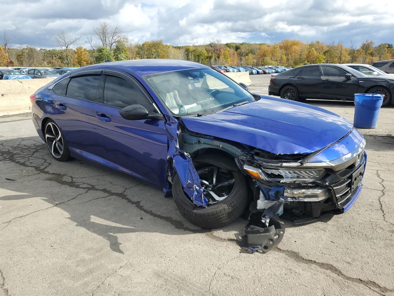 2022 Honda Accord Sport Se - Image 4