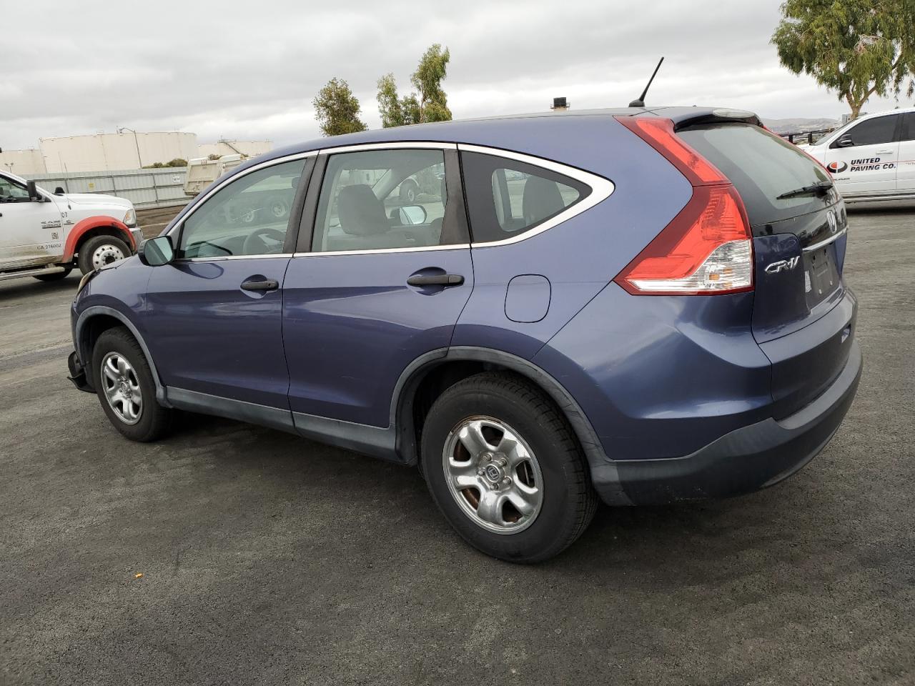 2014 Honda Cr-V Lx - Image 2