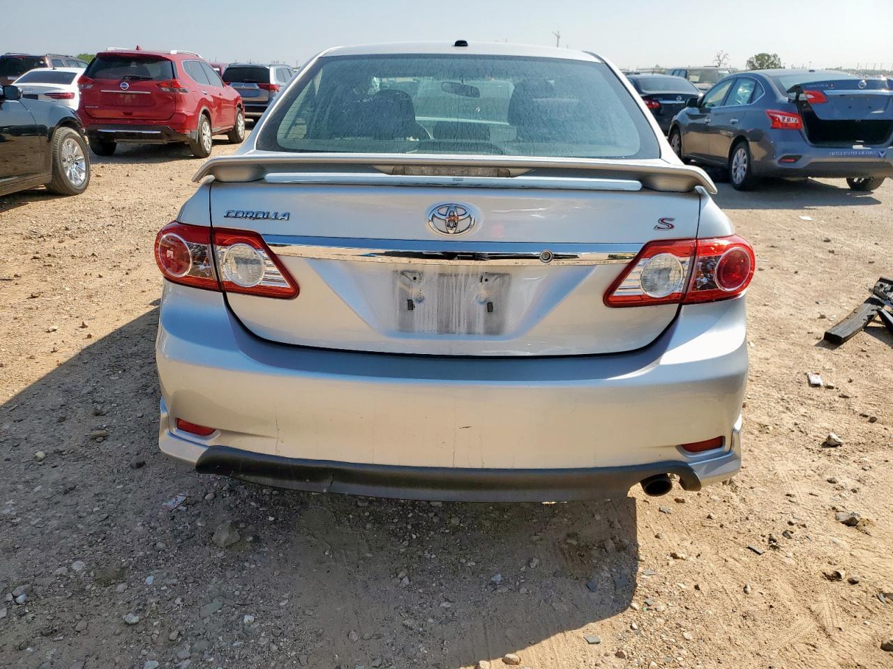 2011 Toyota Corolla Base - Фото 6