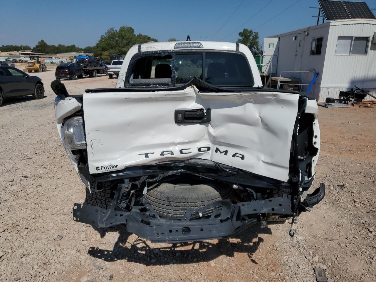 2022 Toyota Tacoma Double Cab - Image 6