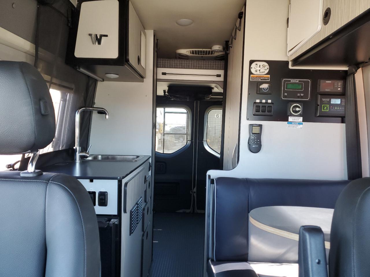 2022 Mercedes-Benz Sprinter 2500 - Фото 6