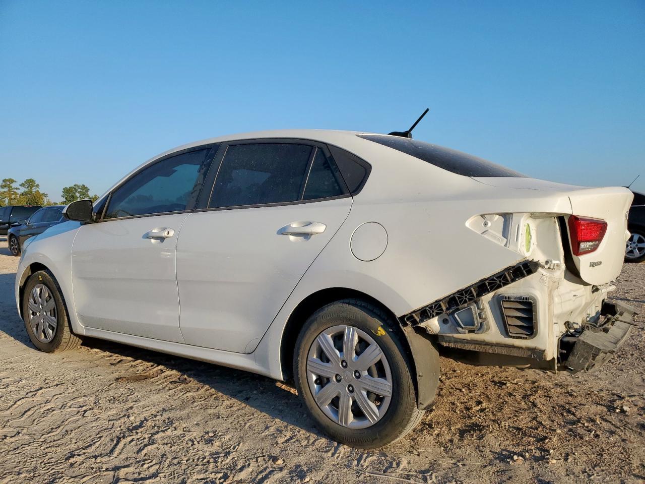 2023 Kia Rio Lx - Image 2