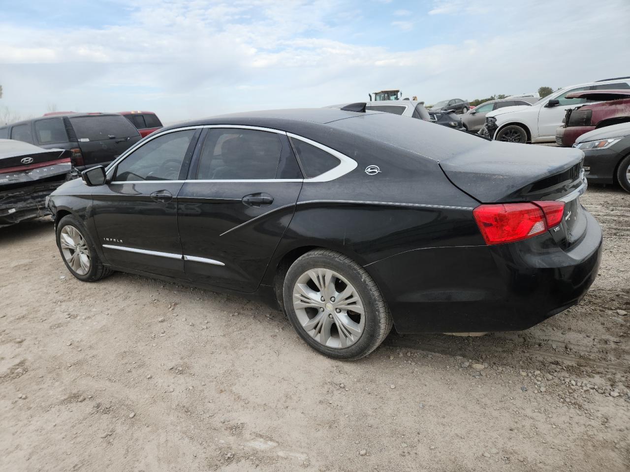 2015 Chevrolet Impala Lt - Фото 2