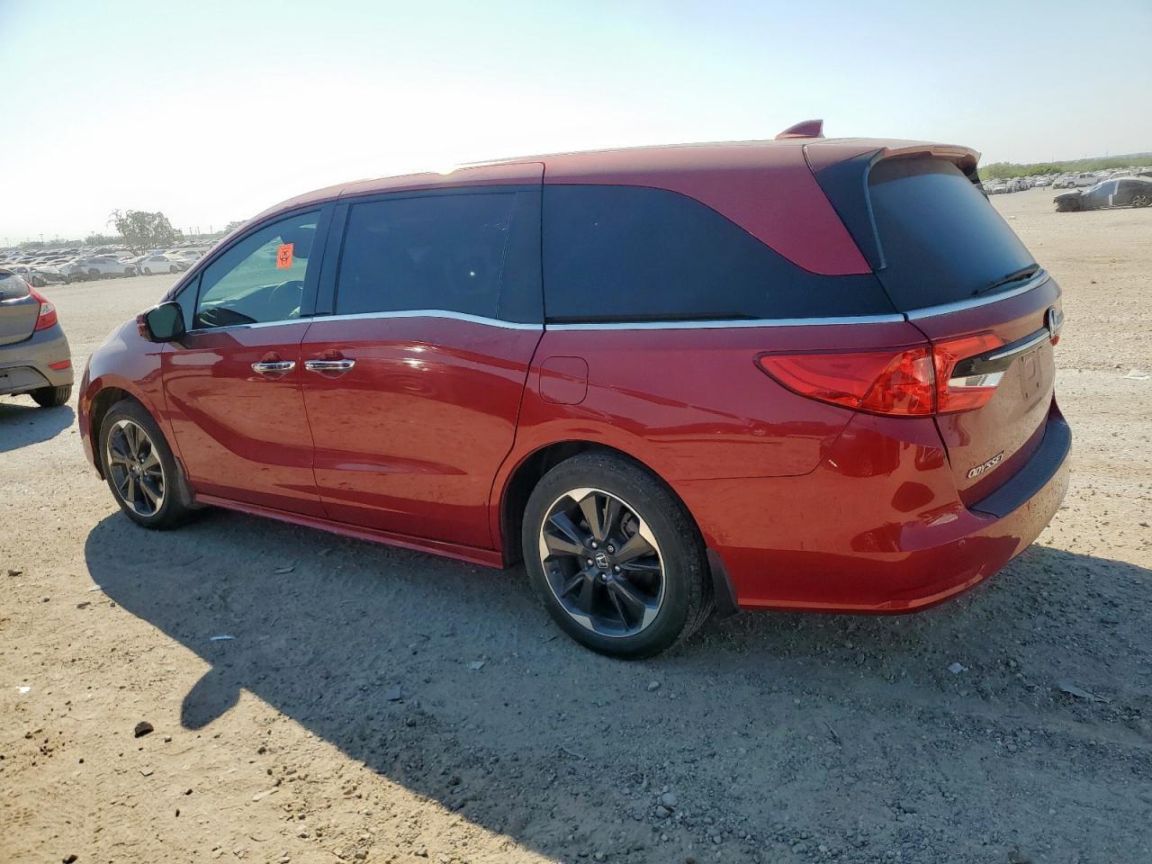 2023 Honda Odyssey Elite - Image 2