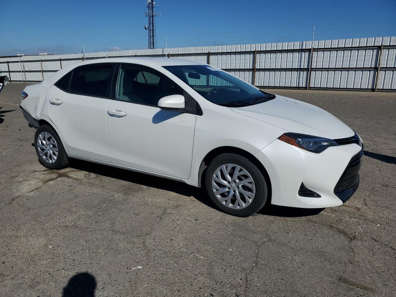 2018 Toyota Corolla L - Image 4
