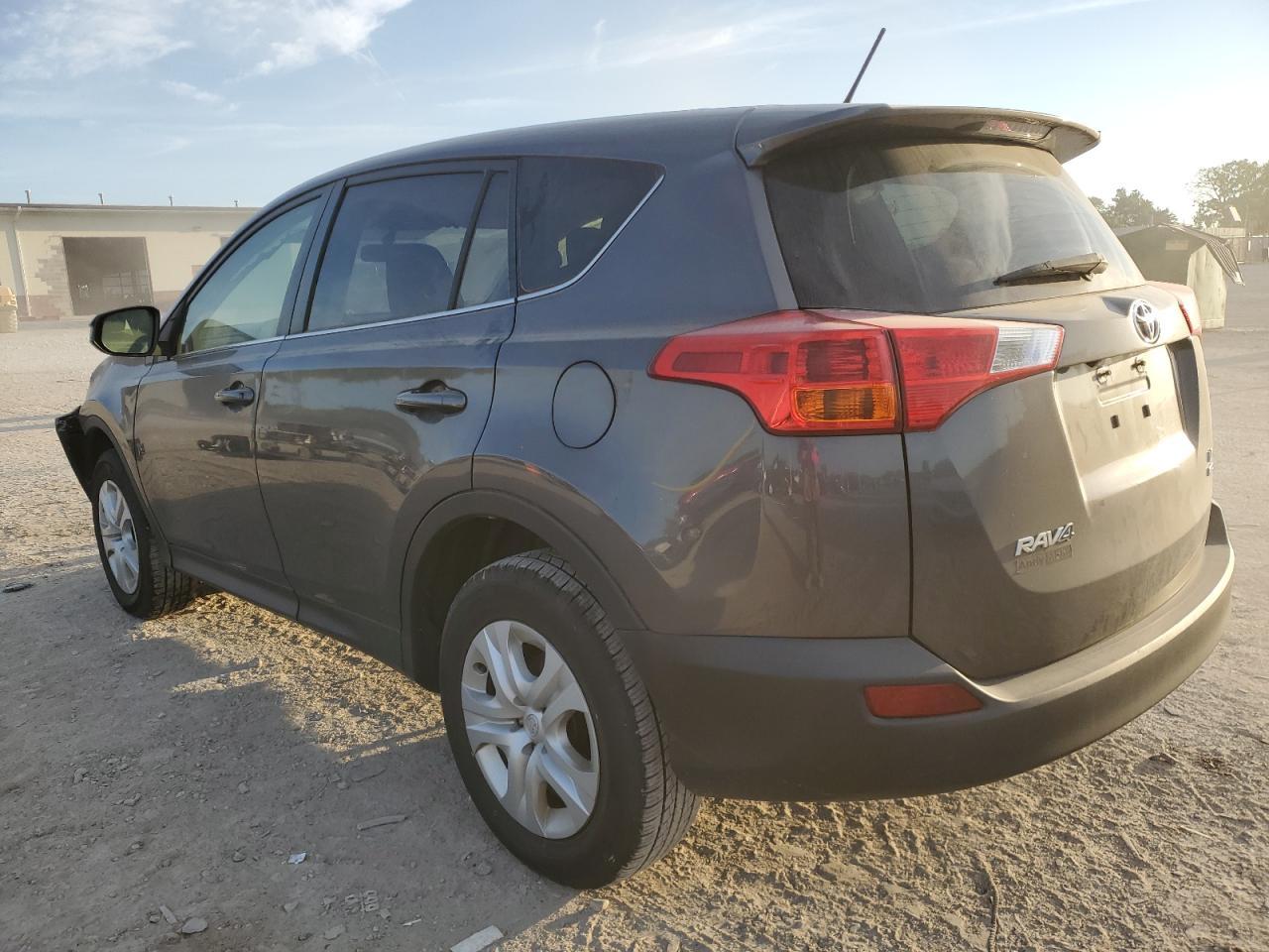 2015 Toyota Rav4 Le - Фото 2