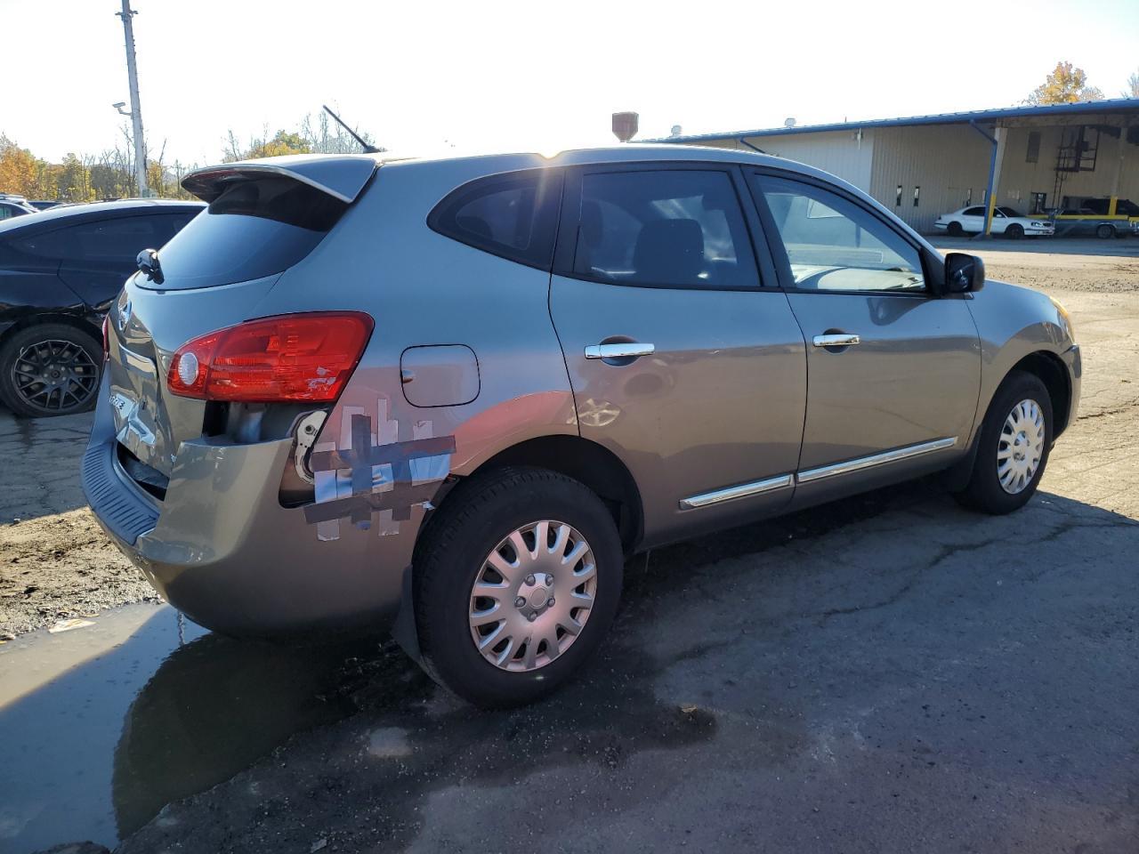 2011 Nissan Rogue S - Image 3