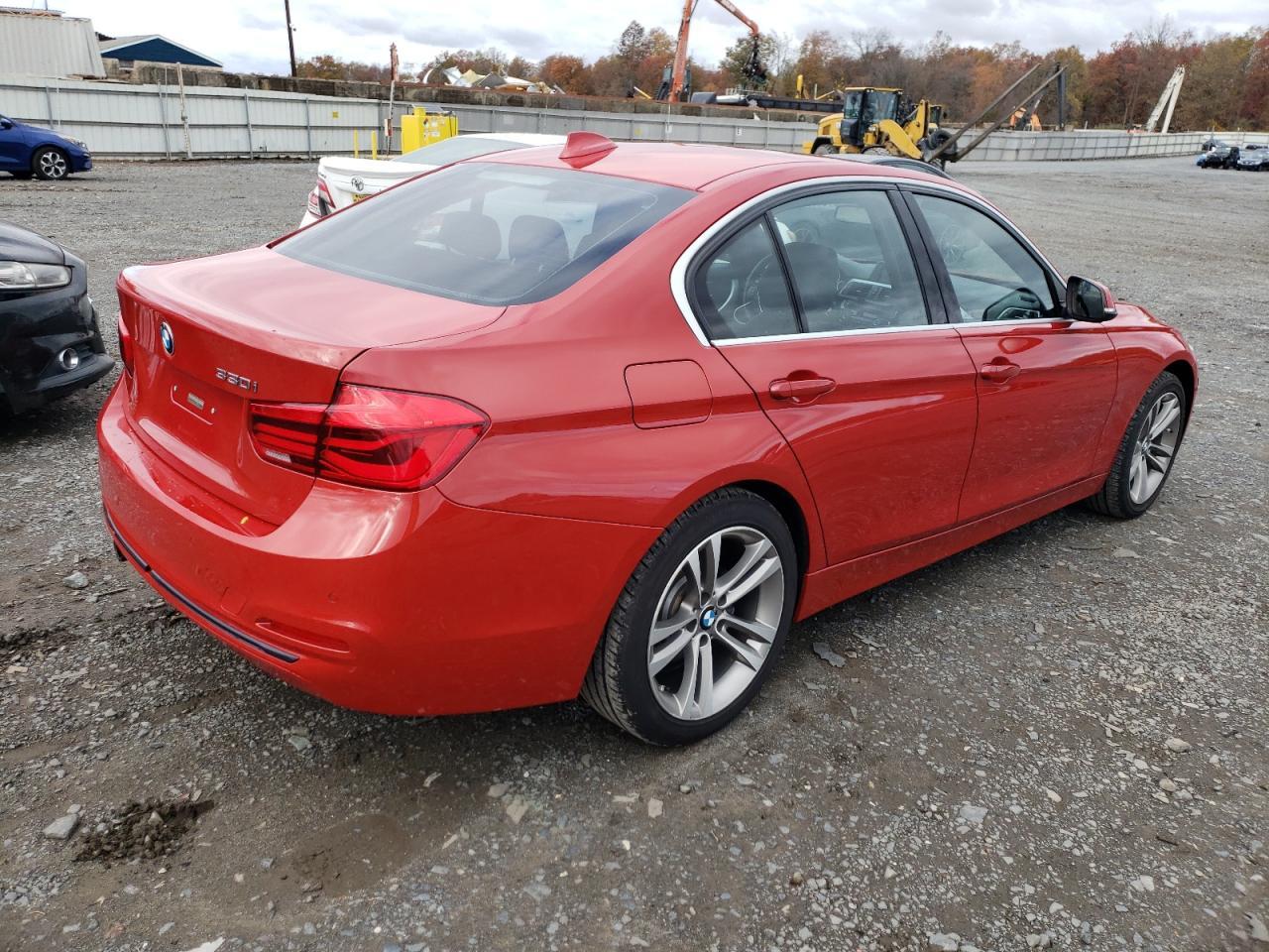 2017 BMW 330 I - Фото 3