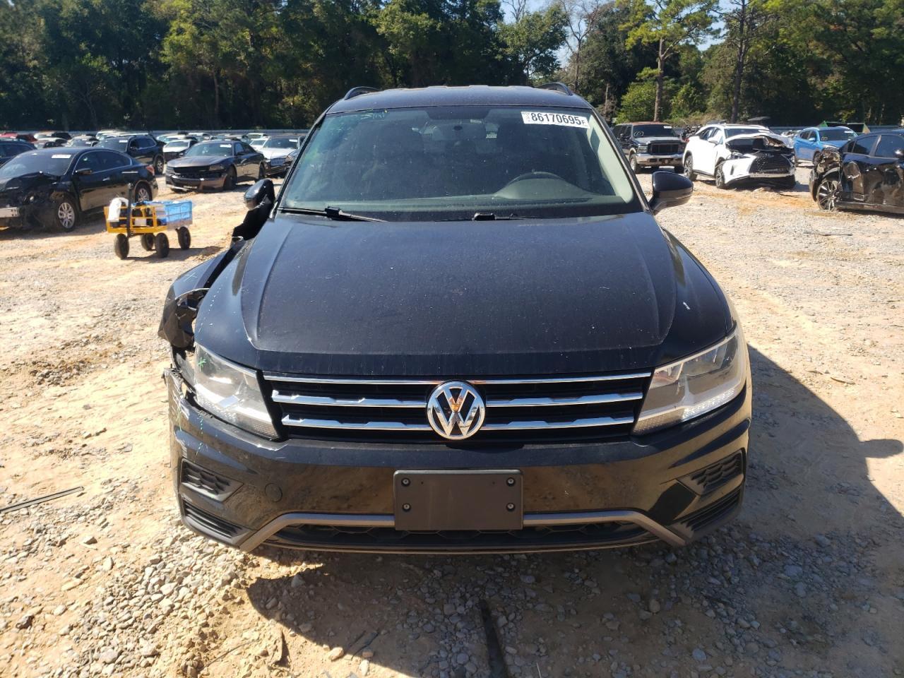 2018 Volkswagen Tiguan S - Image 5