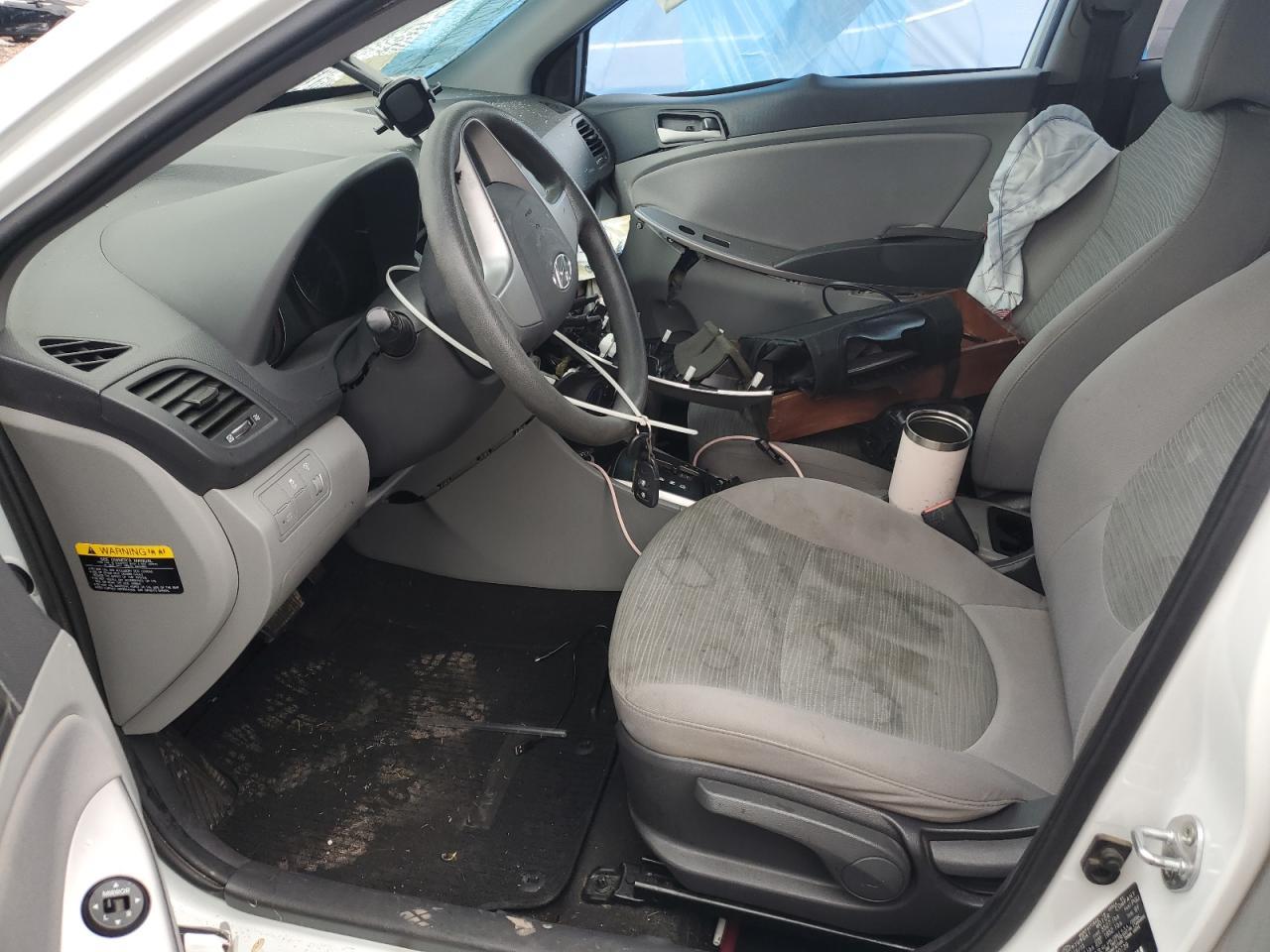 2016 Hyundai Accent Se - Фото 7