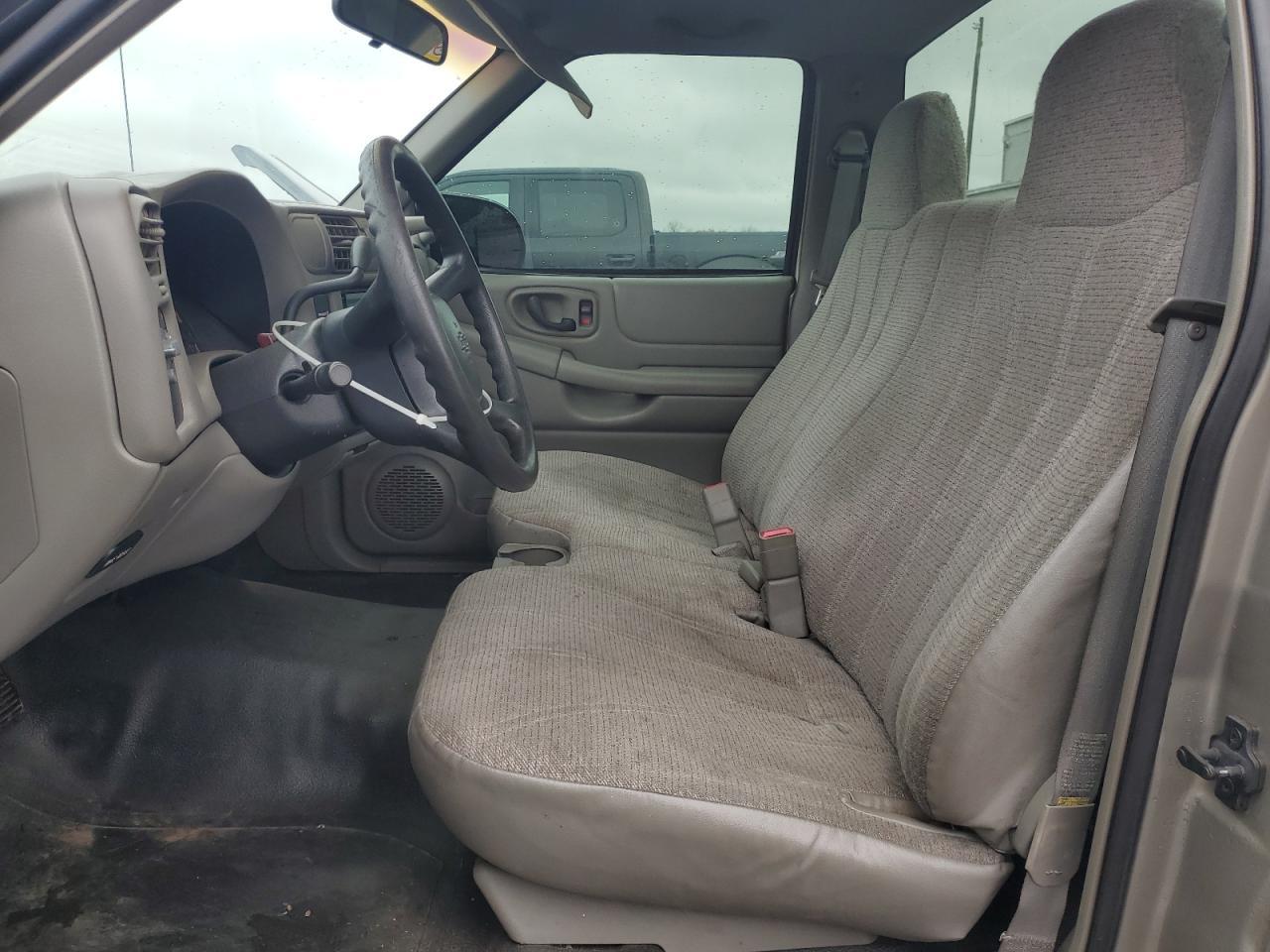 2002 Chevrolet S Truck S10 - Image 7