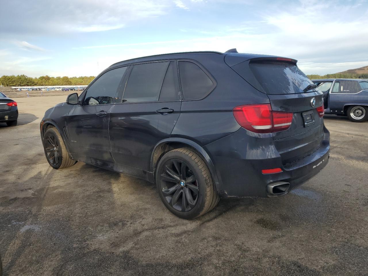 2016 BMW X5 xDrive35I - Фото 2
