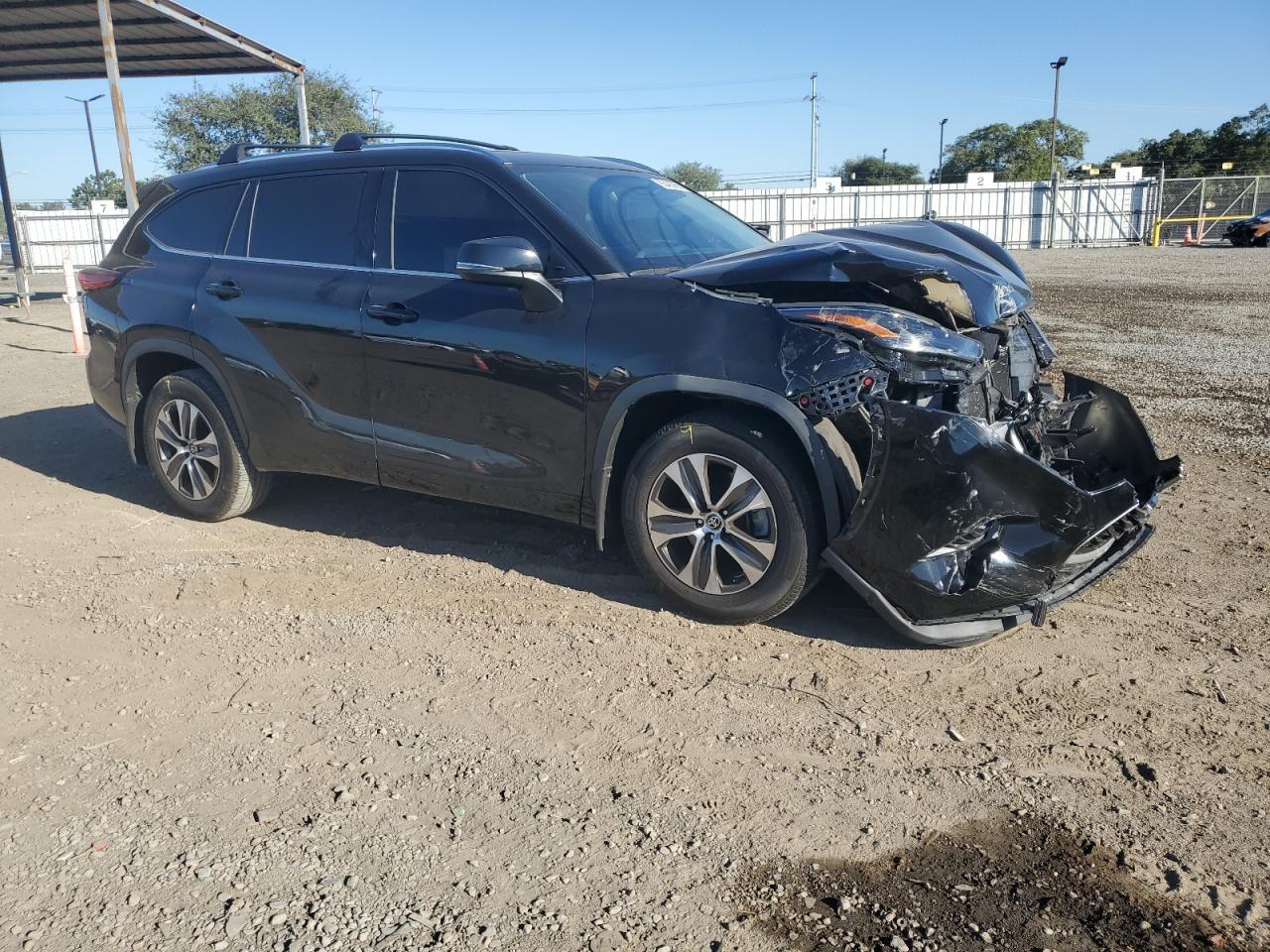 2021 Toyota Highlander Xle - Фото 4