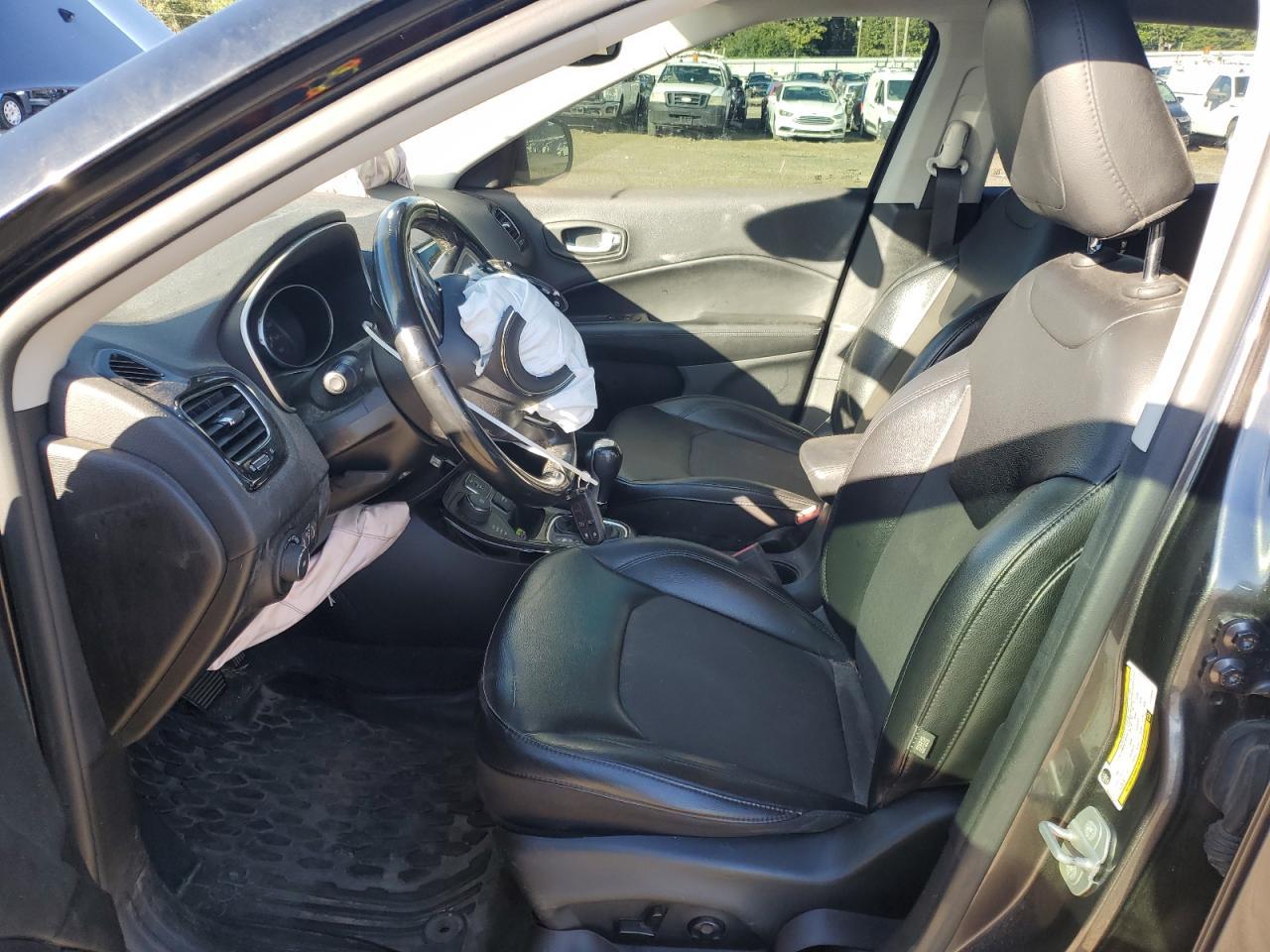 2020 Jeep Compass Latitude - Фото 7