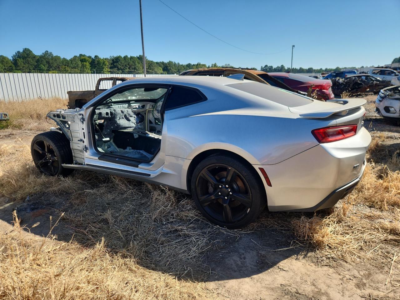 2017 Chevrolet Camaro Ss - Image 2