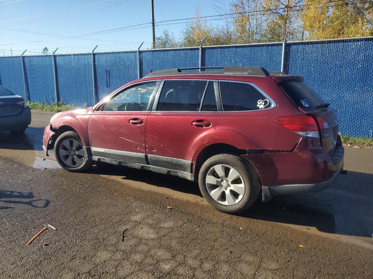 2012 Subaru Outback 2.5I Premium - Image 2