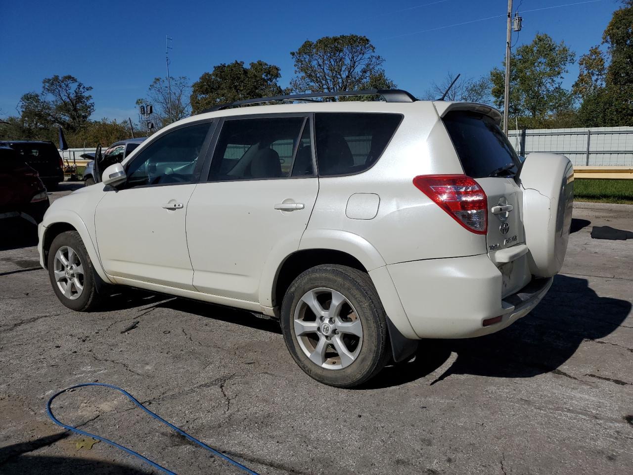 2012 Toyota Rav4 Limited - Фото 2