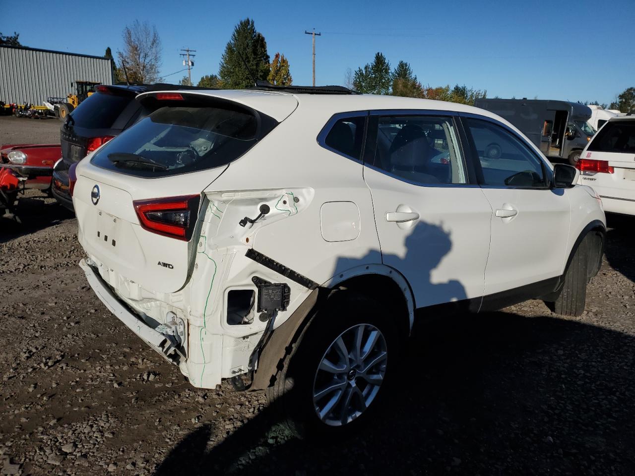 2021 Nissan Rogue Sport S - Фото 3