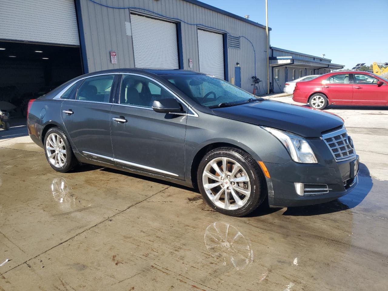 2013 Cadillac Xts Luxury Collection - Image 4