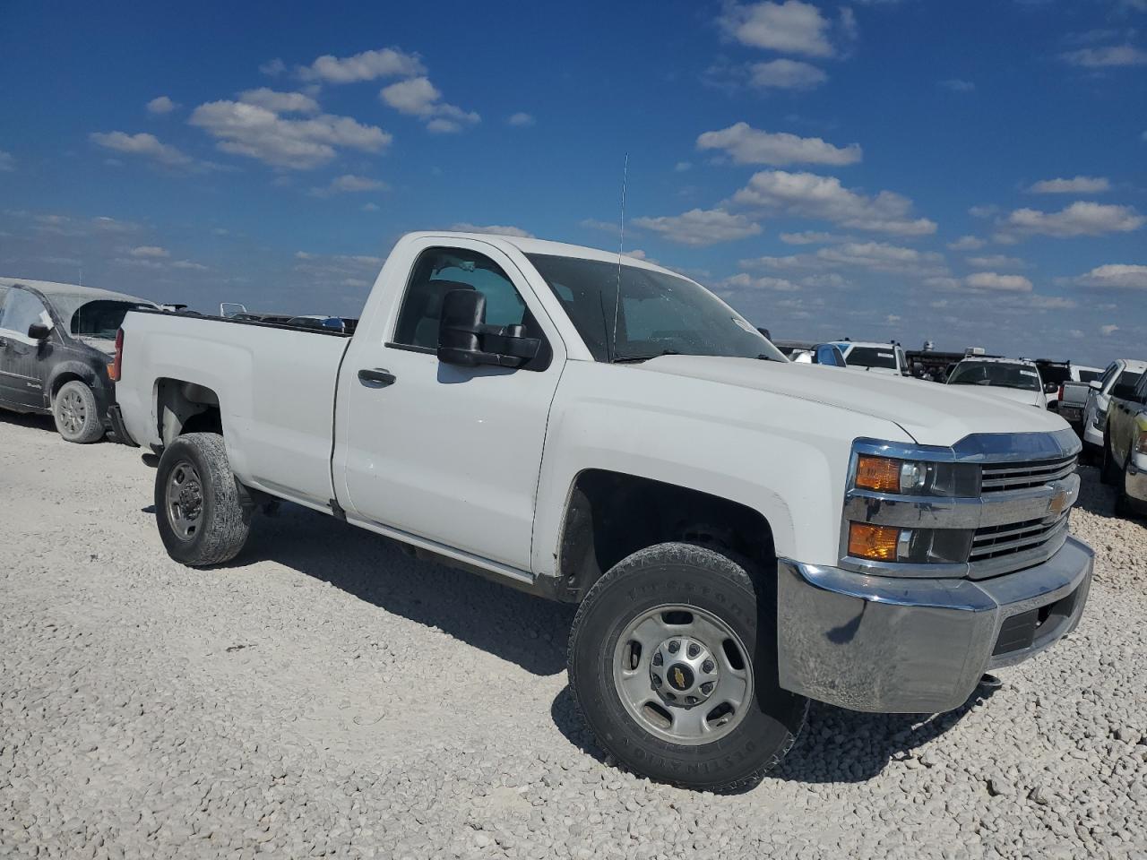 2018 Chevrolet Silverado C2500 Heavy Duty - Image 4